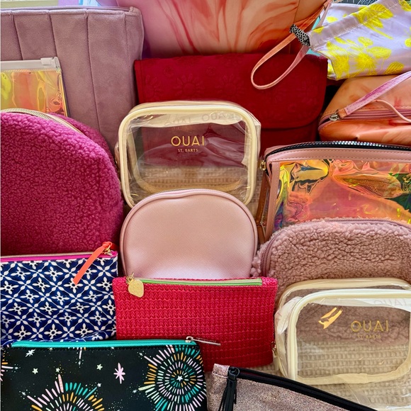 🐛2for$30 Huge Lot of Cute Toiletry/Makeup Bags! - Picture 4 of 5